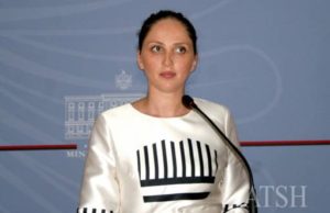 Brisilda Shehaj jep doreheqjen nga posti i zv. ministre e Ekonomise