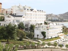 “Cilët janë tre ministrat që janë filmuar me dashnoret te hoteli i Balilit”