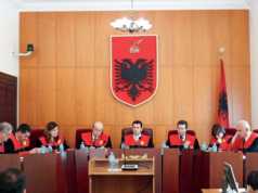 Vettingu ne rrezik kushtetues, Avokatit te Populli i mbaron mandati