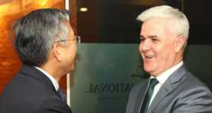 Fatmir Xhafa, ministri “i preferuar” i ambasadorit Lu!