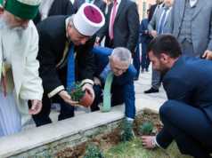 Meta jep mesazhin e urimit per Sulltan Novruzin