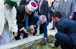 Meta jep mesazhin e urimit per Sulltan Novruzin