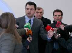 Mero Baze: Ka 2 rrugë si mund ta sjelli Basha PD-në në pushtet