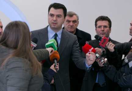Mero Baze: Ka 2 rrugë si mund ta sjelli Basha PD-në në pushtet
