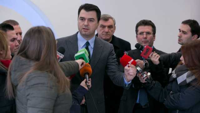 Mero Baze: Ka 2 rrugë si mund ta sjelli Basha PD-në në pushtet