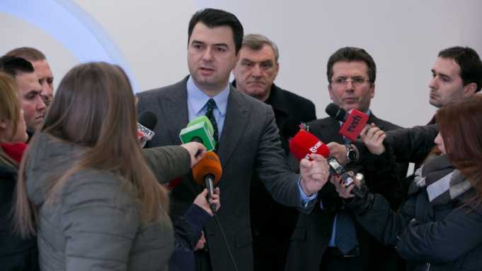 Mero Baze: Ka 2 rrugë si mund ta sjelli Basha PD-në në pushtet