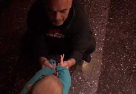 Kryeministri Edi Rama poston video teksa luan me Zahon