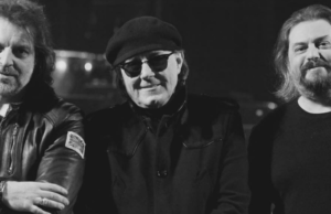 Tre ikonat e muzikës rock ngrene ne kembe Pallatin e Kongreseve