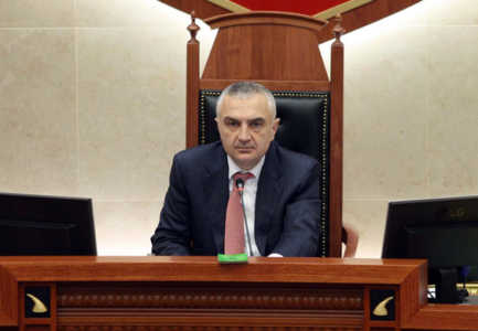 Meta mbledh neser Kuvendin ne seance te jashtëzakonshme