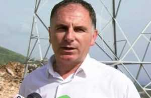 2 te vrare me kallashnikov ne qender te Vlores