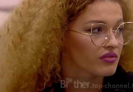 Çfarë po ndodh me çiftin Fiorentina- Olsi? Ambra hyn mes tyre