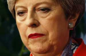 Theresa May deshton te siguroje shumicen parlamentare