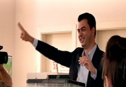 Basha voton te Farmacia 10: “Mos mungoni”