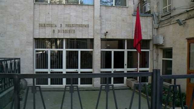 Ish-drejtoret e Burgjeve reagojne per shkarkimin e tyre