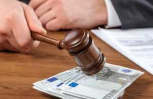 Zbatimi i ligjit te Vetingut, zyrtaret shesin pasurite e paluajtshme