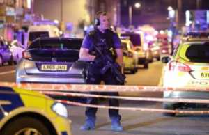 Lajm i fundit: Kamioni përplas besimtarët pranë një xhamie në veri të Londrës