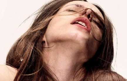 Mosha kur femrat arrijnë kulmin e kënaqësisë seksuale