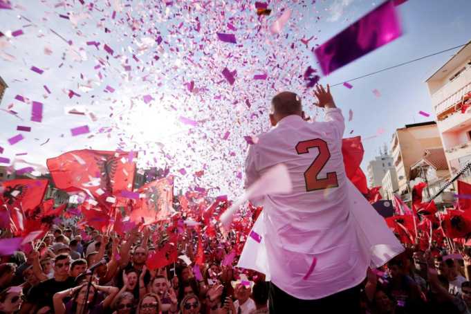 Numërohen 98% e votave, PS 74 mandate, PD 43, LSI 19, 3 PDIU, 1 PSD