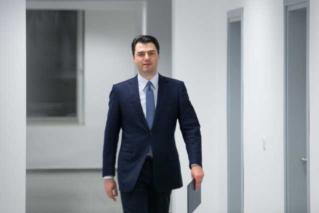 LAJM I FUNDIT/ Lulzim Basha takim me Donald Trump në SHBA