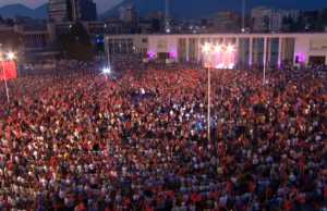 PS mbyll fushaten ne Tirane me flamuj kuqezi