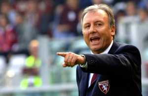 FSHF preferon nje trainer italian ne stolin e Kombetares, ja lista