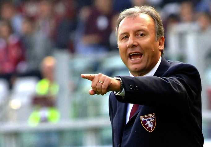 FSHF preferon nje trainer italian ne stolin e Kombetares, ja lista