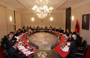 Zbardhet pasuria e 10 ministreve dhe ish-ministreve të Ramës