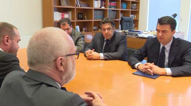 Basha raporton tek OSBE: Na vodhën zgjedhjet me paratë e drogës dhe banda!