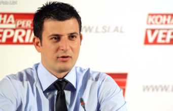 Pas Manjanit edhe Ardit Çela refuzon mandatin e deputetit në LSI