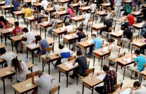 Skandal/ Testi për studentët e Durrësit: A është Adam Smith me LSI? (FOTO)