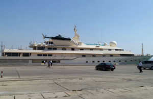 Princi saudit viziton Durresin