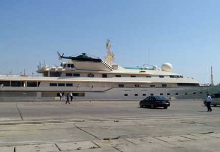 Princi saudit viziton Durresin