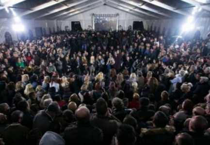 Ja sa perfituan deputetet e PD gjate qendrimit ne cader