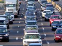 Kina do te ndaloje prodhimin e makinave me nafte