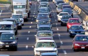 Kina do te ndaloje prodhimin e makinave me nafte