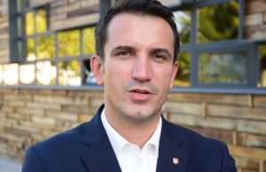 Veliaj: Pakete orientimi per studentet e rretheve