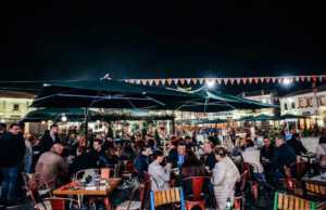 Dita amerikane, ambasadori Lu në Korçë