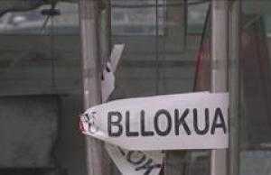 AKU nis aksionin per mbylljen e thertoreve, s’plotesojne standartet