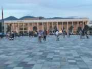 Yjet botërorë mblidhen në Tiranë. Nga “Danza Kuduro” te “Despacito”